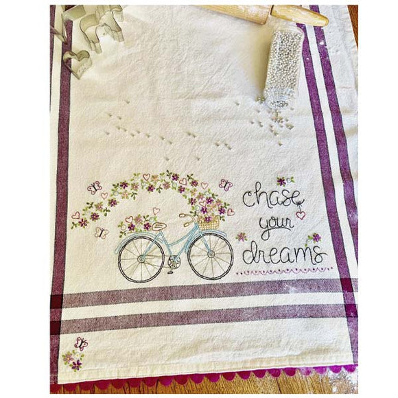 BAREROOTS EMBROIDERY 265K Kit Chase Your Dreams